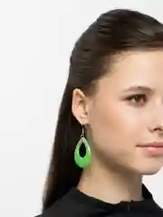 Зеленый серьги акриловые