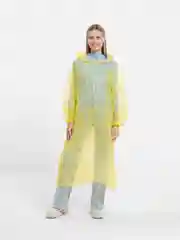 Желтый дождевик-пончо с капюшоном