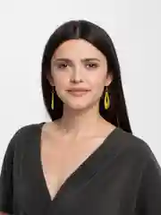 Желтый серьги акриловые