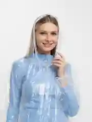 Белый дождевик-пончо с капюшоном