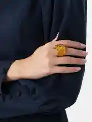 Желтый акриловое кольцо, перстень с блёстками