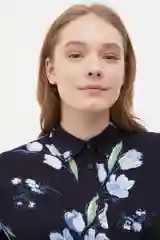 Блузка женская Finn Flare базовая прямого кроя
