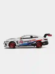 Белый машина металлическая Mini Auto 1:24 BMW M8 GTE DC24232