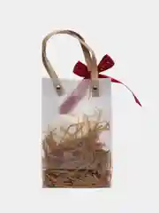 Белый подарочное полотенце в прозрачной сумке, подарочный набор