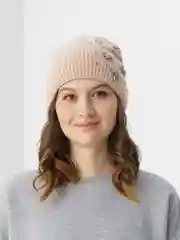 Пудровый шапка женская Адонис