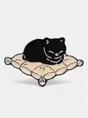 Кремовый значки с котами (кошками, котятами), пин на одежду или рюкзак