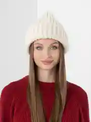 Молочный шапка женская вязаная "Асоль", с отворотом