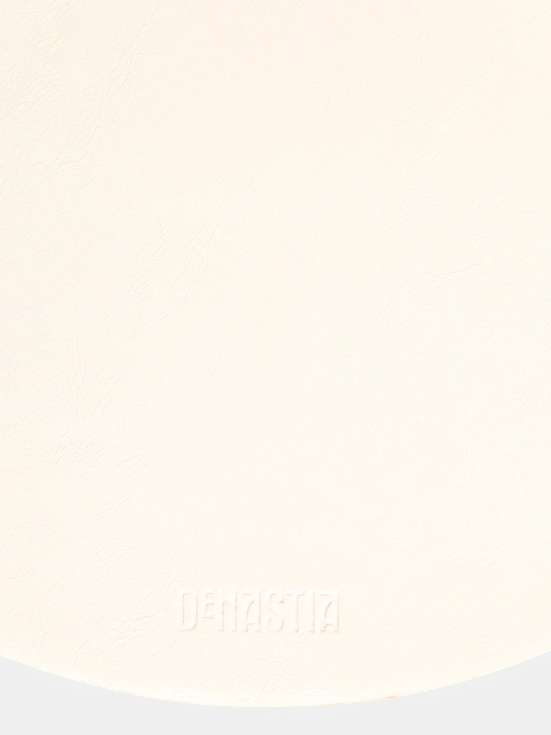 Салфетка сервировочная DeNASTIA "Крокодил", белая, искусственная кожа, 36 см