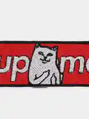 Красный нашивка с термоклеем Supreme (Суприм)