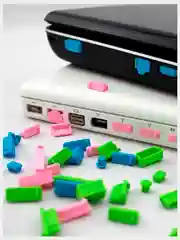 Прозрачный набор пылезащитных заглушек для USB-разъемов