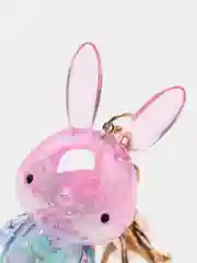 Конфетный брелок на ключи "Кролик"