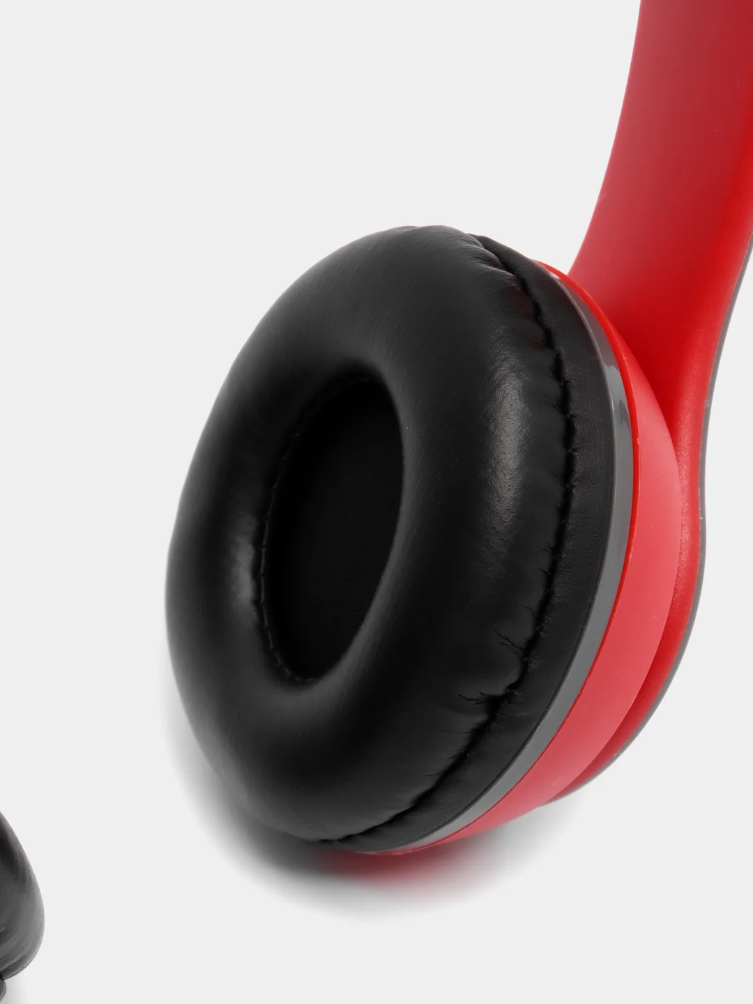 Красный наушники беспроводные P47 Bluetooth 5.0