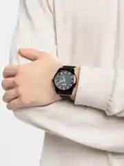 Черный часы мужские на магните, с коробкой