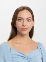 Черные квадратные серьги с камнем