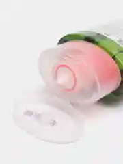Красный крем для рук увлажняющий