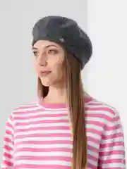 Угольный берет из ангоры "Шатуш"