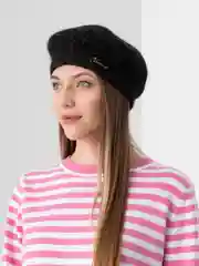 Черный берет из ангоры "Шатуш"