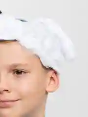Белый карнавальный костюм Зайчик