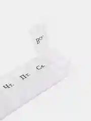 Белый таблетница, русские буквы, органайзер с цепочкой для таблеток, БАД, витаминов, 7 отсеков
