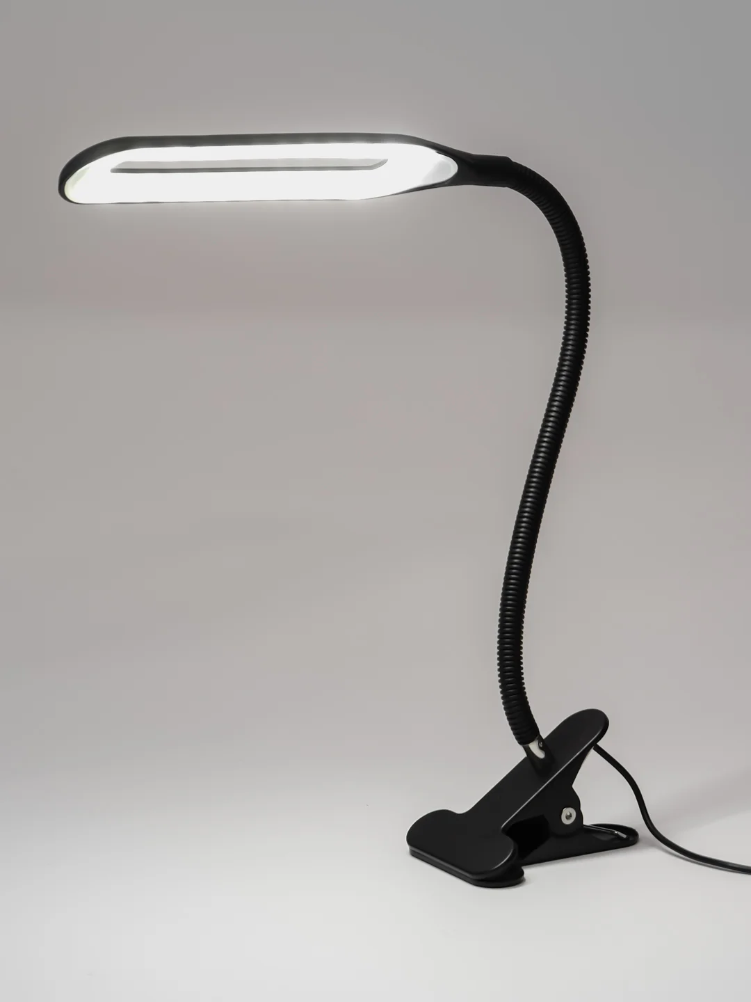 Черный светильник настольный на прищепке, офисный 24LED USB