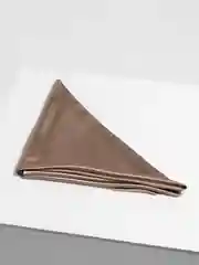 Карамельный платок на голову женский