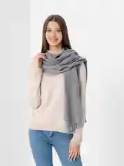 Серый шарф женский