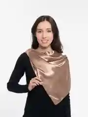 Карамельный платок на голову женский