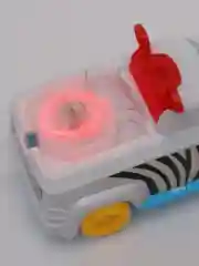 Белый детская машина светящаяся