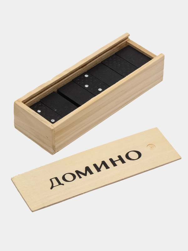 Домино в деревянной коробке
