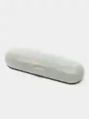 Белый футляр для электрической зубной щетки Oral-B