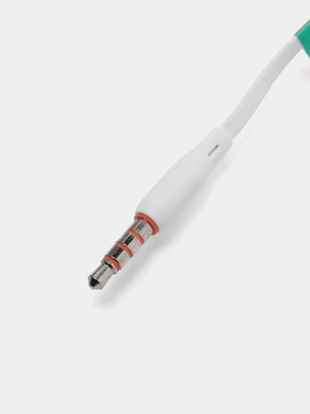 Белый наушники Celebrat D3 HEAY EARPHONES black/white (с микрофоном)