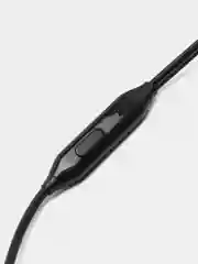 Черный наушники Celebrat G4 STEREO SOUND EARPHONES  black/ white   (вакуумные с микрофоном )
