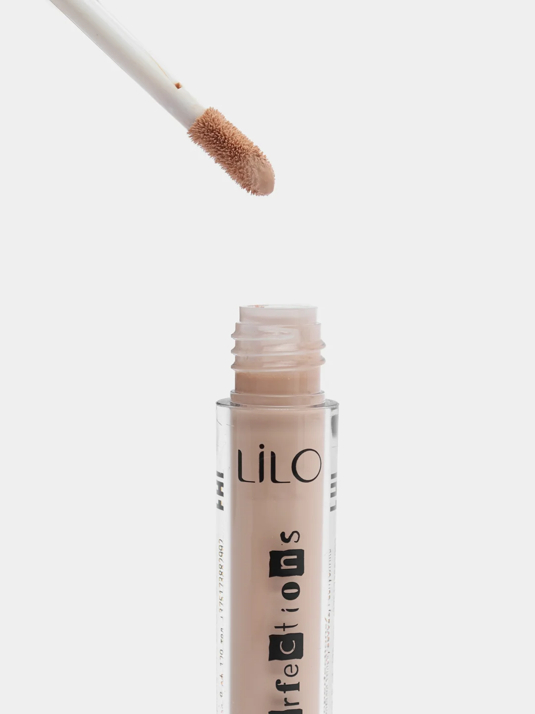 Светло-бежевый консилер LiLo Hide imperfections