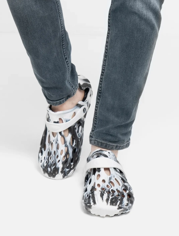 Сабо мужские IZI, размеры 39-45