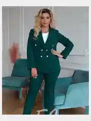 Зеленый костюм брючный классический женский, большие размеры