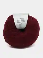 Вишнёвый пряжа Cashmere Yarn, 50 г/ 200 м, 60% меринос, 20% вискоза, 15% ПА, 5% кашемир
