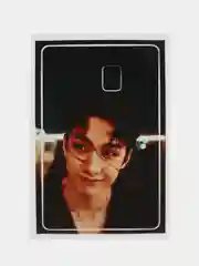 Алый наклейка на банковскую карту stray kids