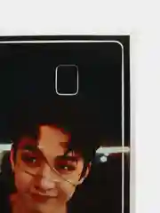 Алый наклейка на банковскую карту stray kids