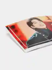Золотой наклейка на банковскую карту "BTS Чонгук"
