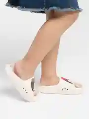 Кремовый сланцы детские