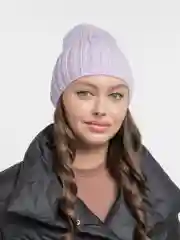 Белый шапка вязанная, весенняя