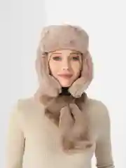 Светло-бежевый шапка - ушанка женская