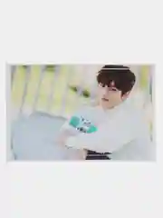 Зеленый наклейка на банковскую карту stray kids