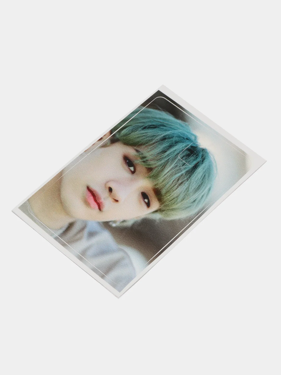 Голубой наклейка на банковскую карту stray kids