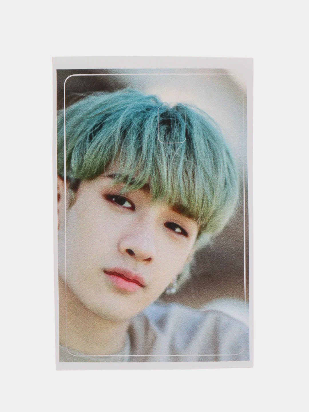Голубой наклейка на банковскую карту stray kids