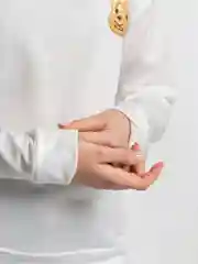 Белый свитшот женский