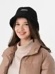 Черный панама меховая