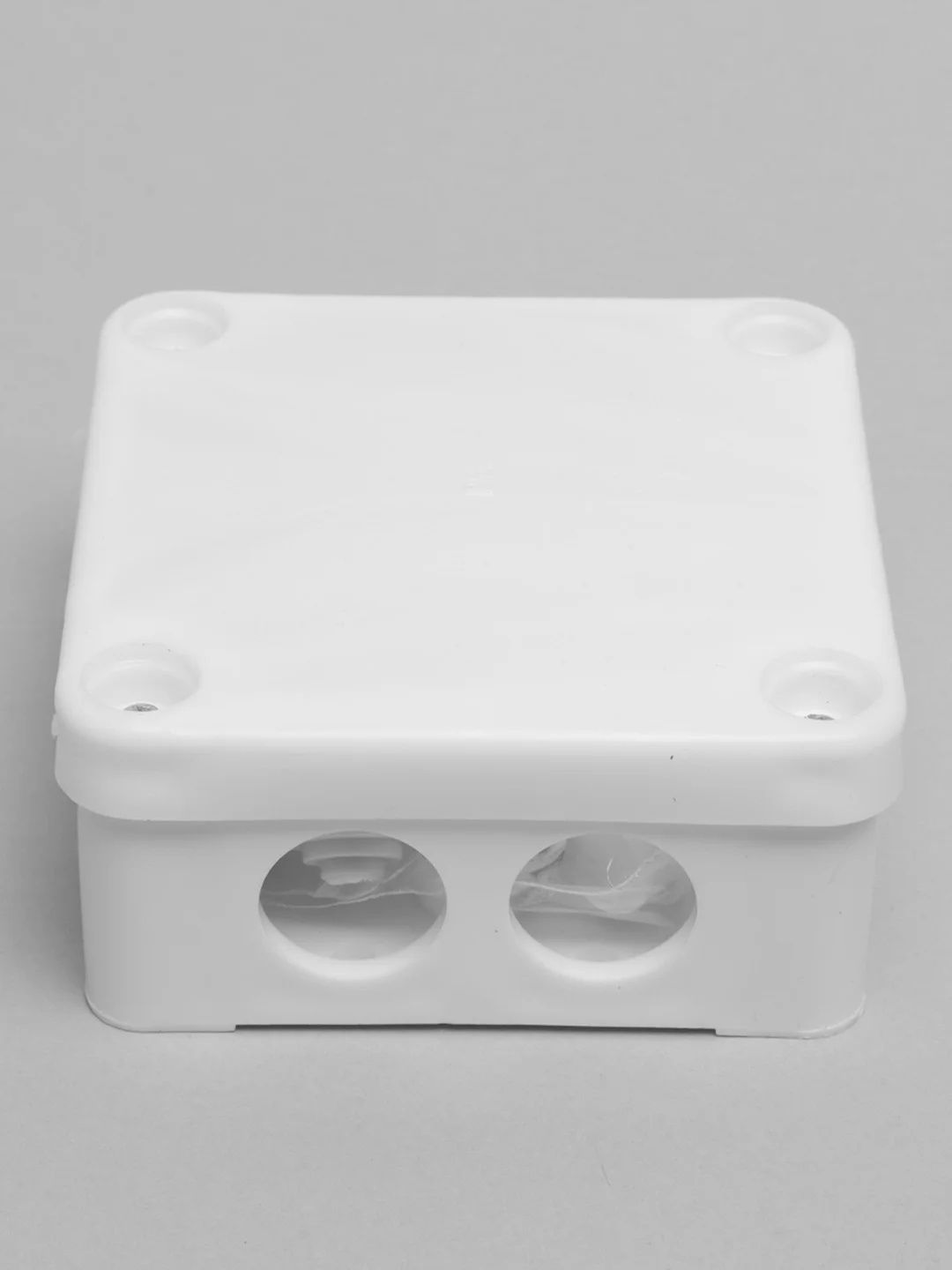 Коробка разветвительная, 93*93*42мм., 7 вводов STEKKER EBX10-27-44