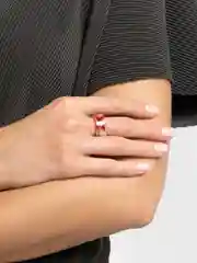 Красный акриловое кольцо