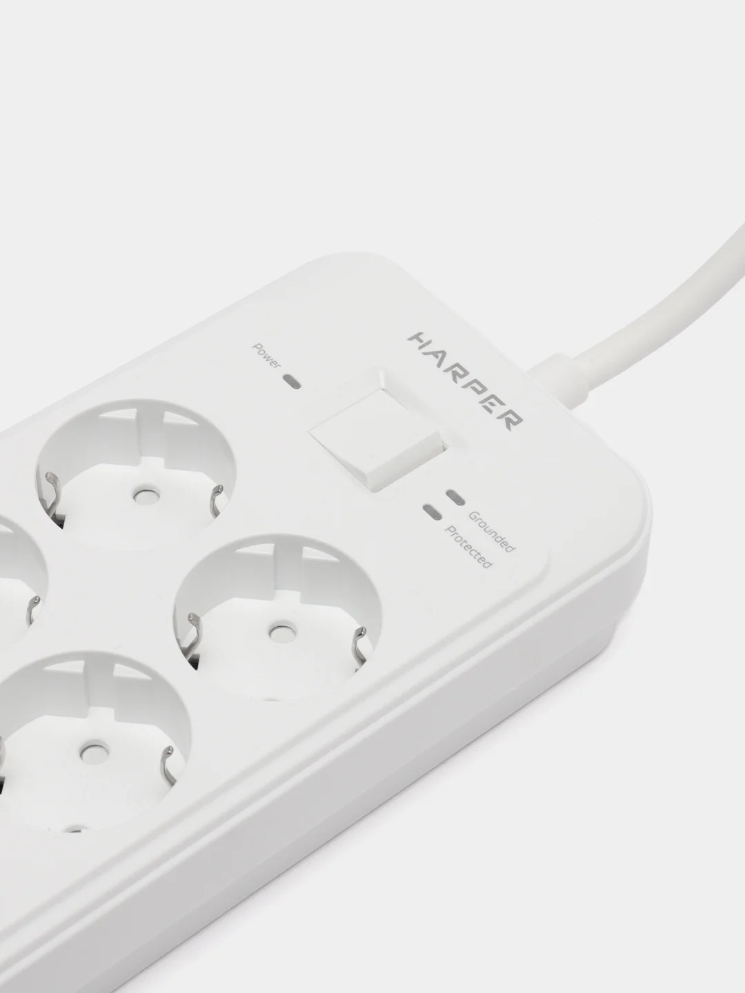 Сетевой фильтр Harper UCH-650 8 розеток,3-USB по 2,4А и 1-USB Type-C Power Delivery (20Вт)